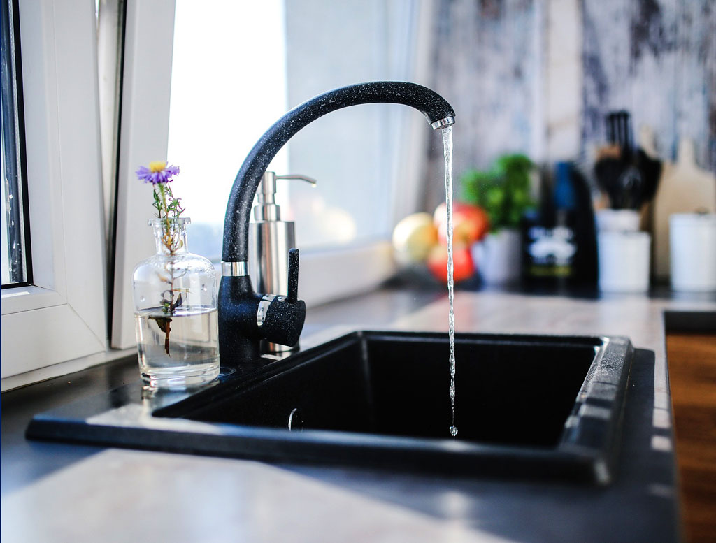 scegliere il top cucina guida ai materiali