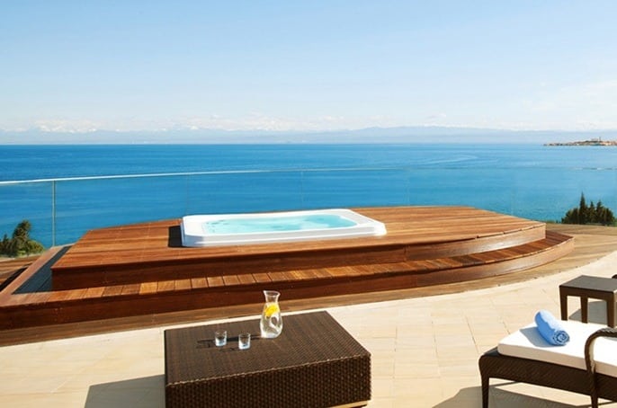 jacuzzi mini piscine